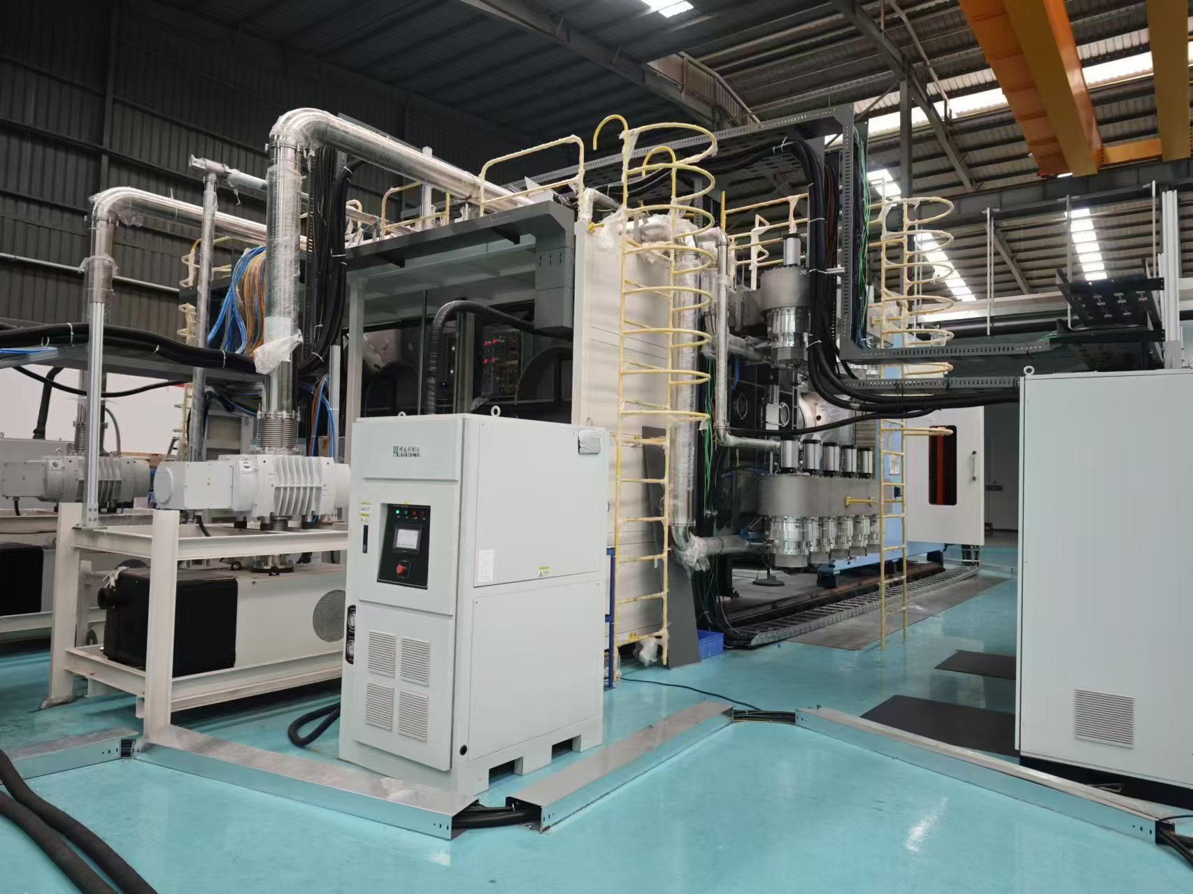 產品推薦|星海威復合材料卷繞鍍膜設備